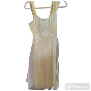 Vintage Gotham Nighty Chemise 34 soft butter color EUC